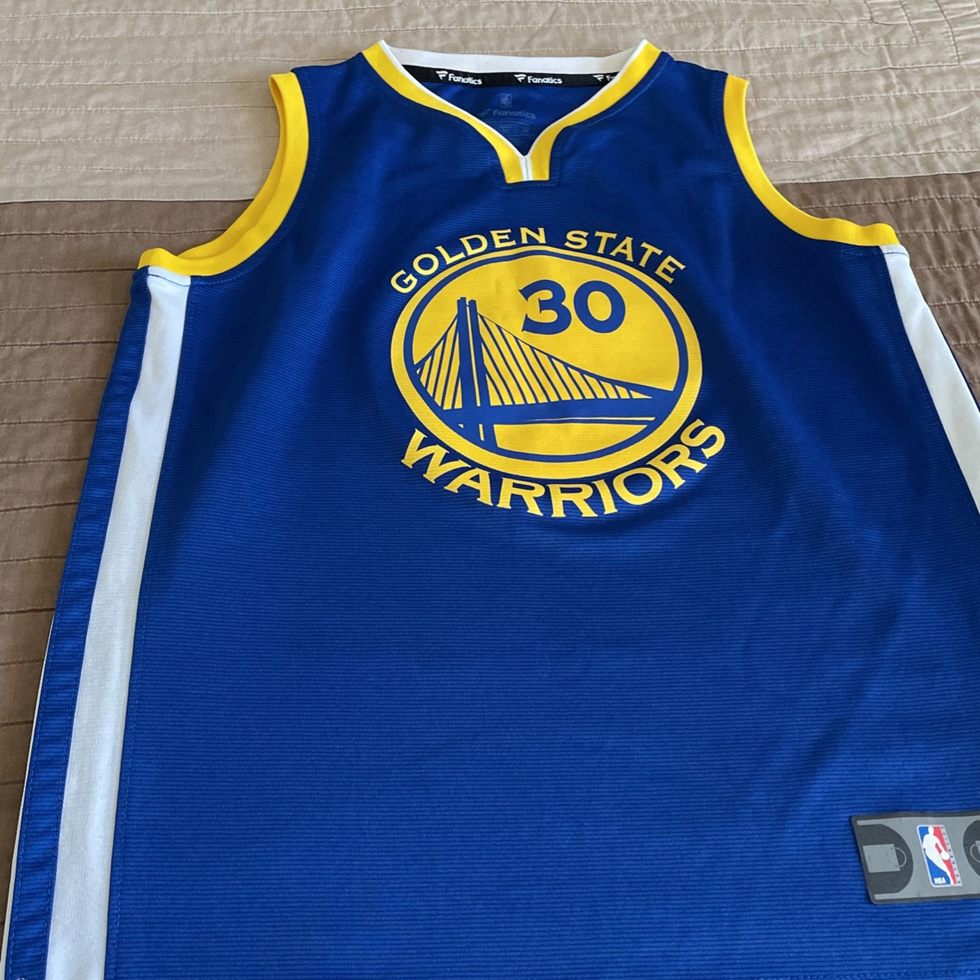 Warrior Steph curry  T Shirt ( Med Size Kids)