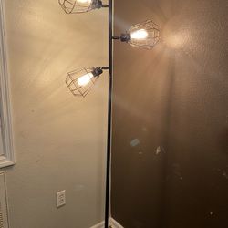 3 Bulb Lamp