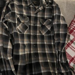 Una Negra Xl Y Otra De Cuadros L