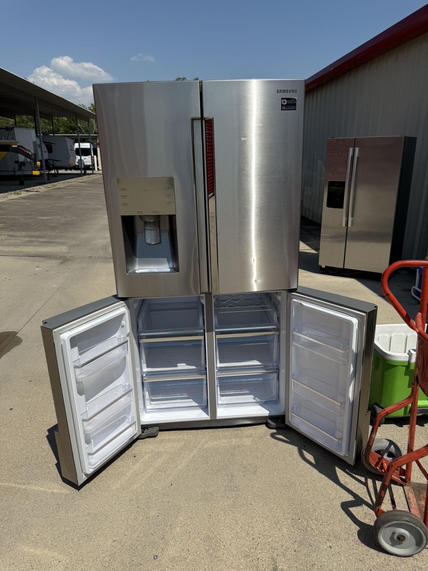 Refrigerator