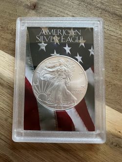2010 American Silver Eagle – 1 oz .999 Fine Silver  new
