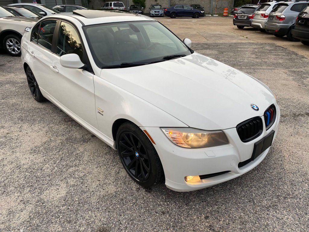 2011 BMW 328i XDrive /// fully loaded with brown leather interior , 
Black Rims and Navigation and more..

FINANCING AVAILABLE THROUGH LENDERS!
CLEAN 