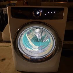 Electrolux front load Washer.