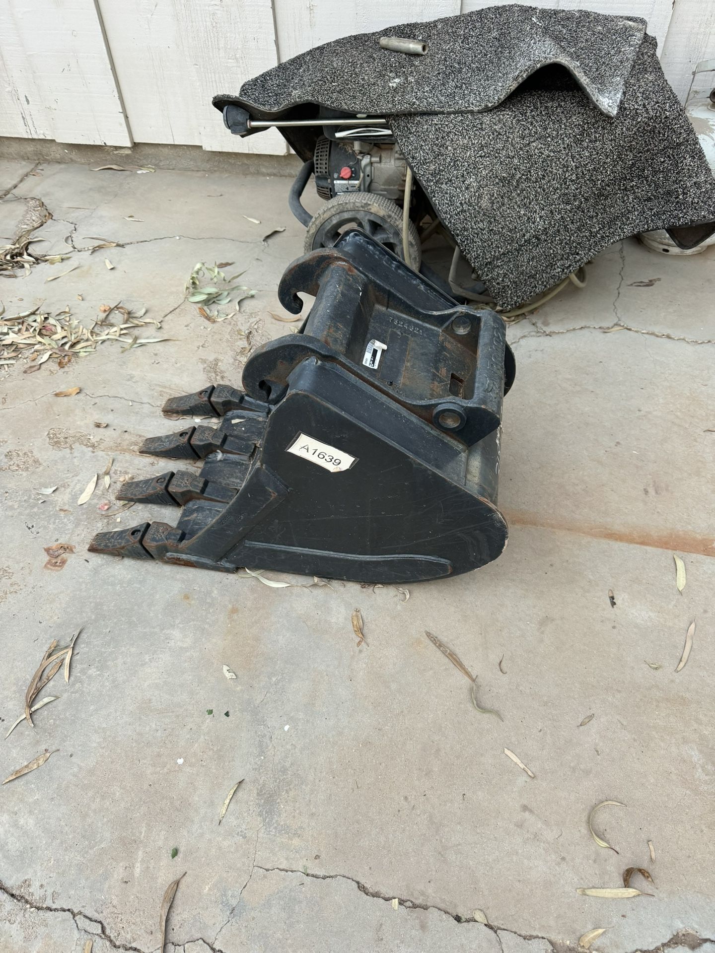 18 Inch Bobcat Excavator Bucket