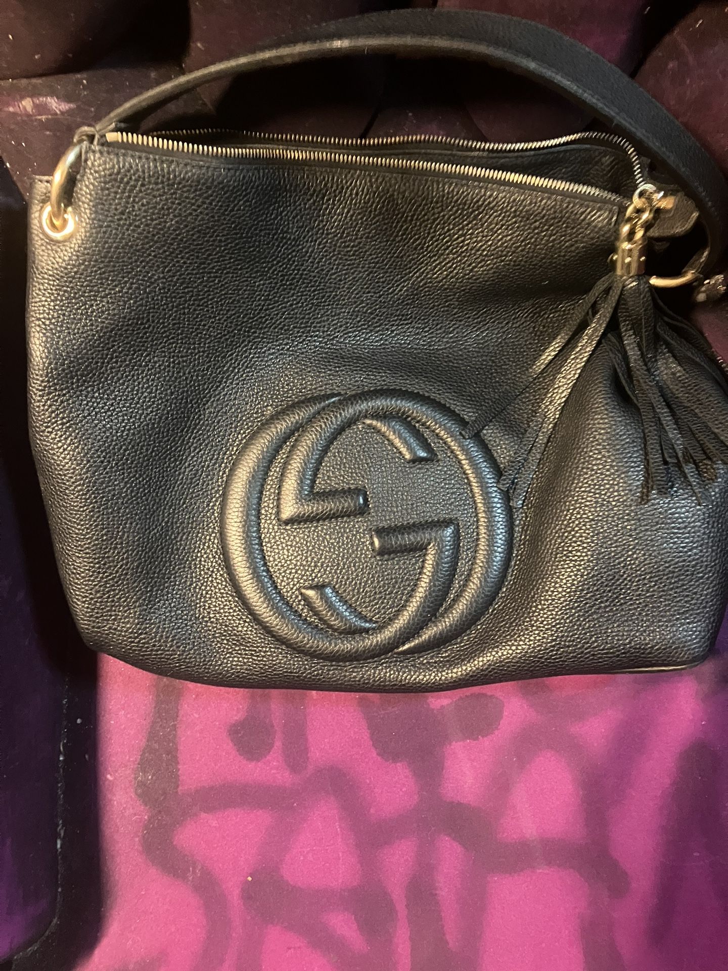 Gucci soho black pebble leather tote