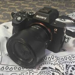 Camara Sony 7r3 con Lente Sony 1.8/35
