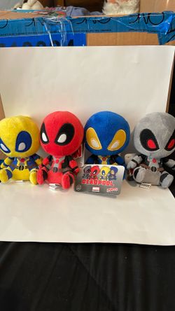 Funko Marvel Mopeez 5" Plush: Deadpool