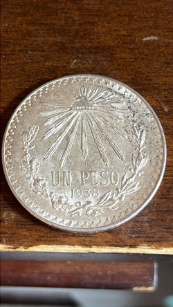 1938 Mexico Silver Un Peso Coin