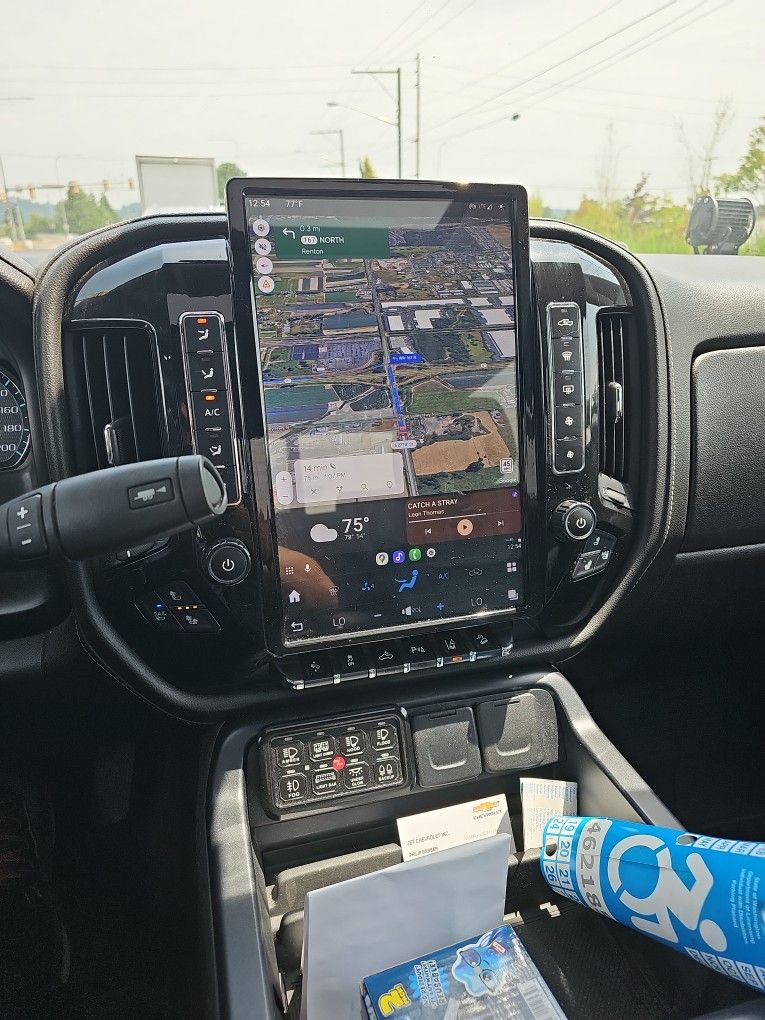 2014 To 2018 Sliverado Tesla screen.