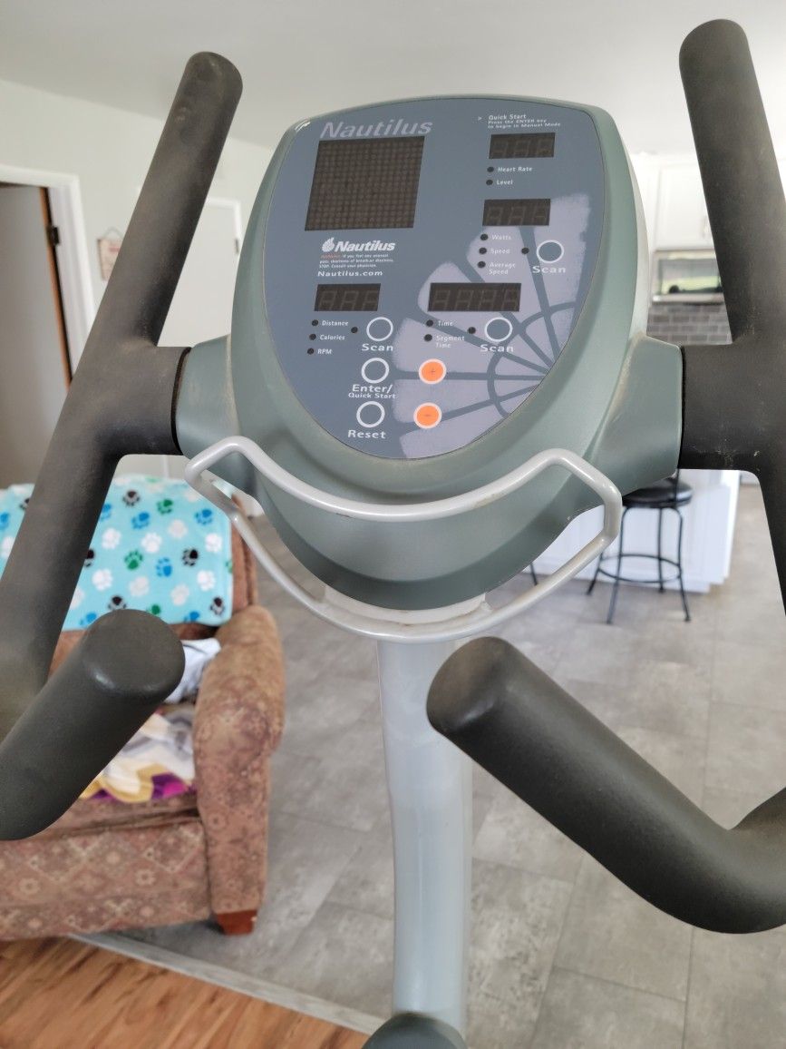 Nautilus ne online 2000 elliptical