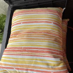 Outdoor cushions (8 pieces)