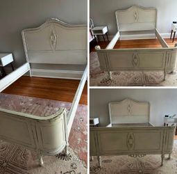 Beautiful Full Size Vintage Wood French Provincial Bed with Box Spring