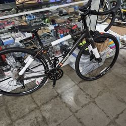 Co Op Road  700 Size 52cm Aluminum Bike  Brand New 
