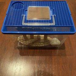 Animal Habitat- Terrarium or Aquarium w/ 2 accessori