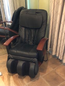 Hume an touch massage chair