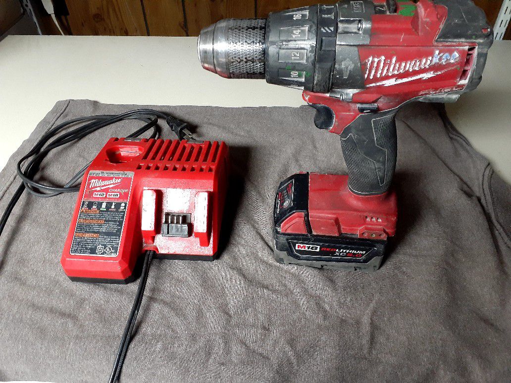 Milwaukee fuel m18 drill with hammer drill and driver