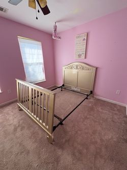 Bratt Decor girls bedroom set