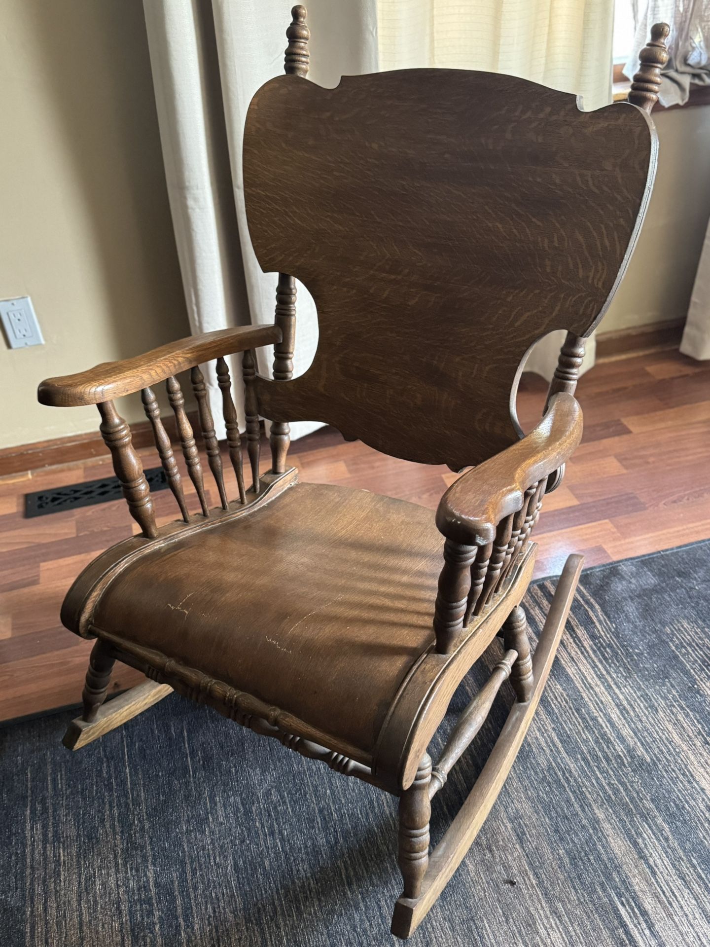 Wooden Rocking Chair