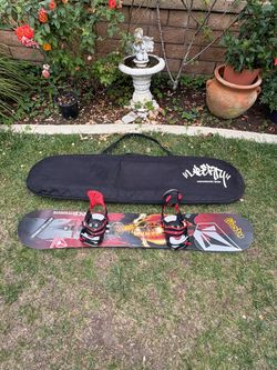 Liberty Snowboard with Forum Bindings and Travel Bag