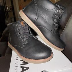 Sonoma Kids Boots Size 4