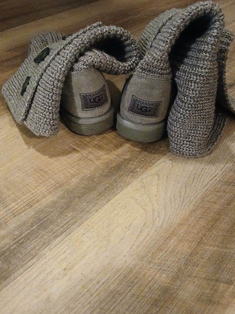 Ugg Boots/ Guess Boots