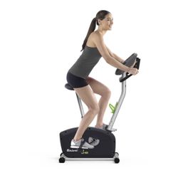 Universal U10 Upright bike