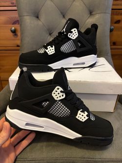 Jordan 4 White Thunder Size 7 Men’s Shoes