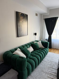 Carlan 91" Velvet Tuxedo Arm Sofa โ Stylish & Modern