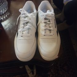 Brand New Reebok Tennis Shoes 