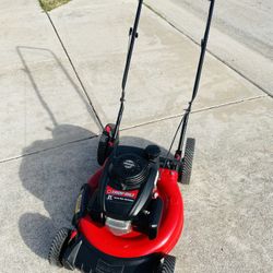 Great Condition Honda Engine Lawnmower 