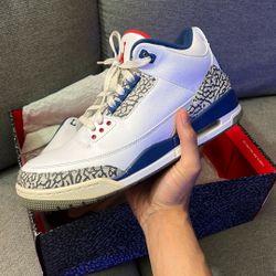 Jordan True Blue 3s 