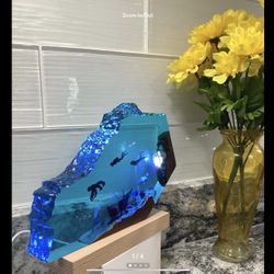Resin Ocean Scuba Divers , Clownfish, Octopus , Night Lamp 9x6