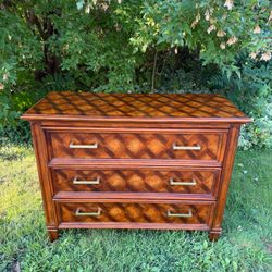 Hooker Seven Seas Parquet Elm 3-Drawer Dresser Geometric Finish