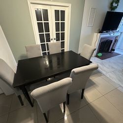 Dinning Table