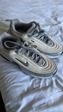 Nike women’s shoes