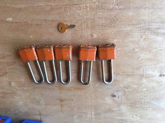 5 pc masterlock set all keyed the same