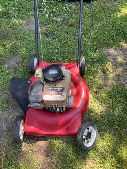Handyman Special Murray 3.5 Push Mower needs front wheel and carburetor cleaned but it does run