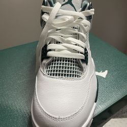 Jordan Retro 4