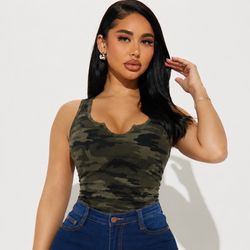 Camo blouse (medium)