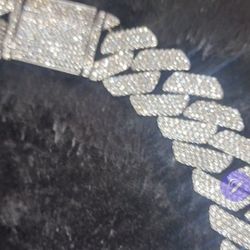 Iced Out Moissanite Cuban Link Chain 