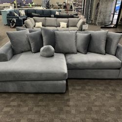 Huge lounge chaise sectional couch