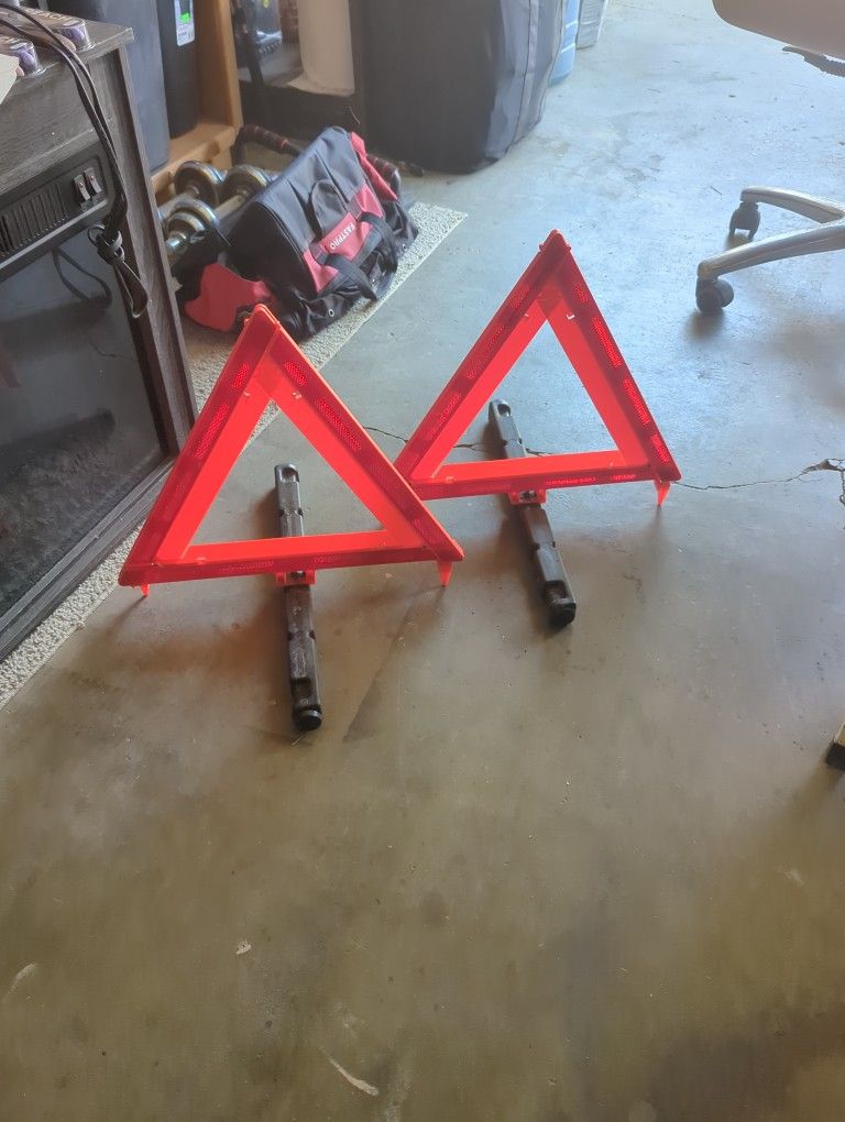 Road Reflectors 