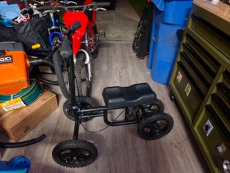 Knee Scooter