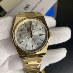 Brand New Invicta Men’s Watch – 40mm Gold