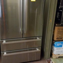 SHARP SJGFS 22.5-cu ft 4-Door Refrigerator