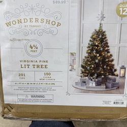 Pre Iit Christmas Tree 4.5ft