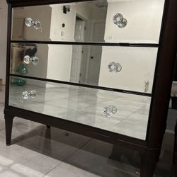 Athen Ellan extra-large nightstand 