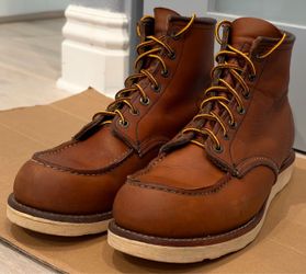10D Redwing 10875 Moctoe boots