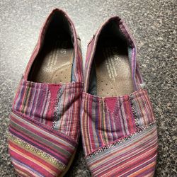 Toms Youth Sz 3