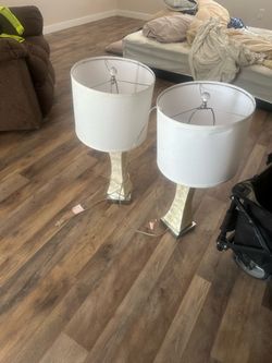2 matching Lamps